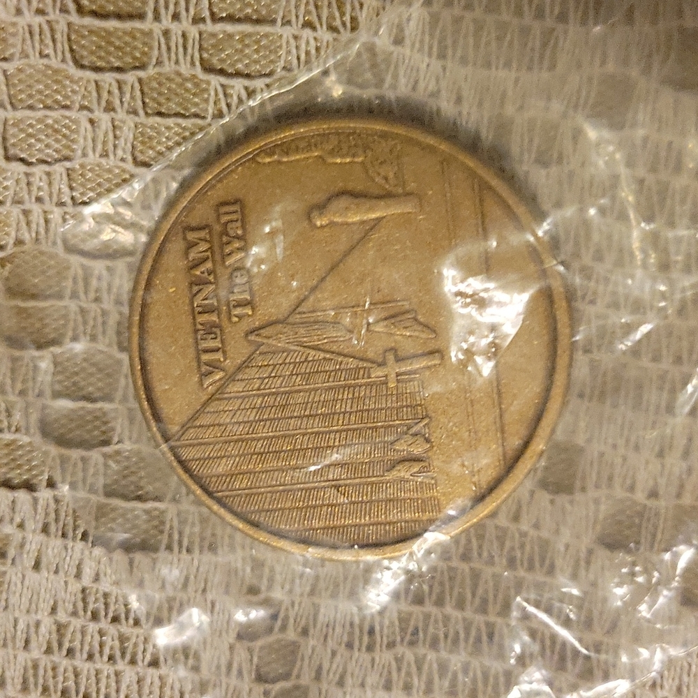 Vietnam The Wall Token